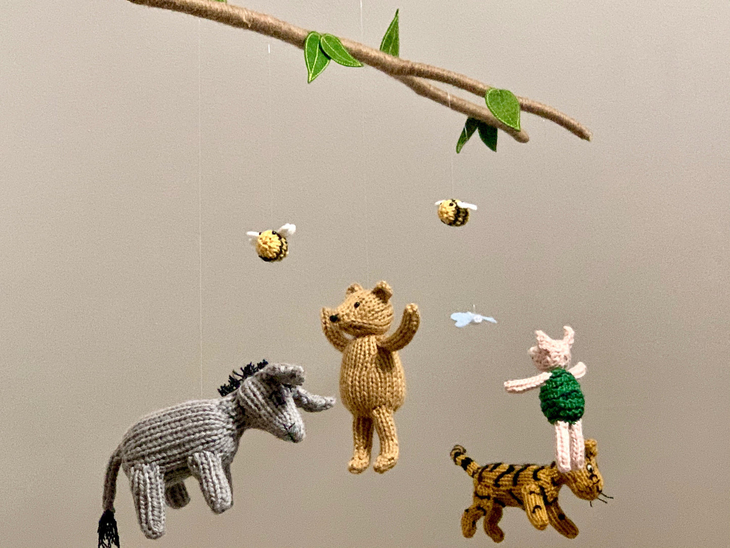 Deluxe Classic Winnie the Pooh Mobile