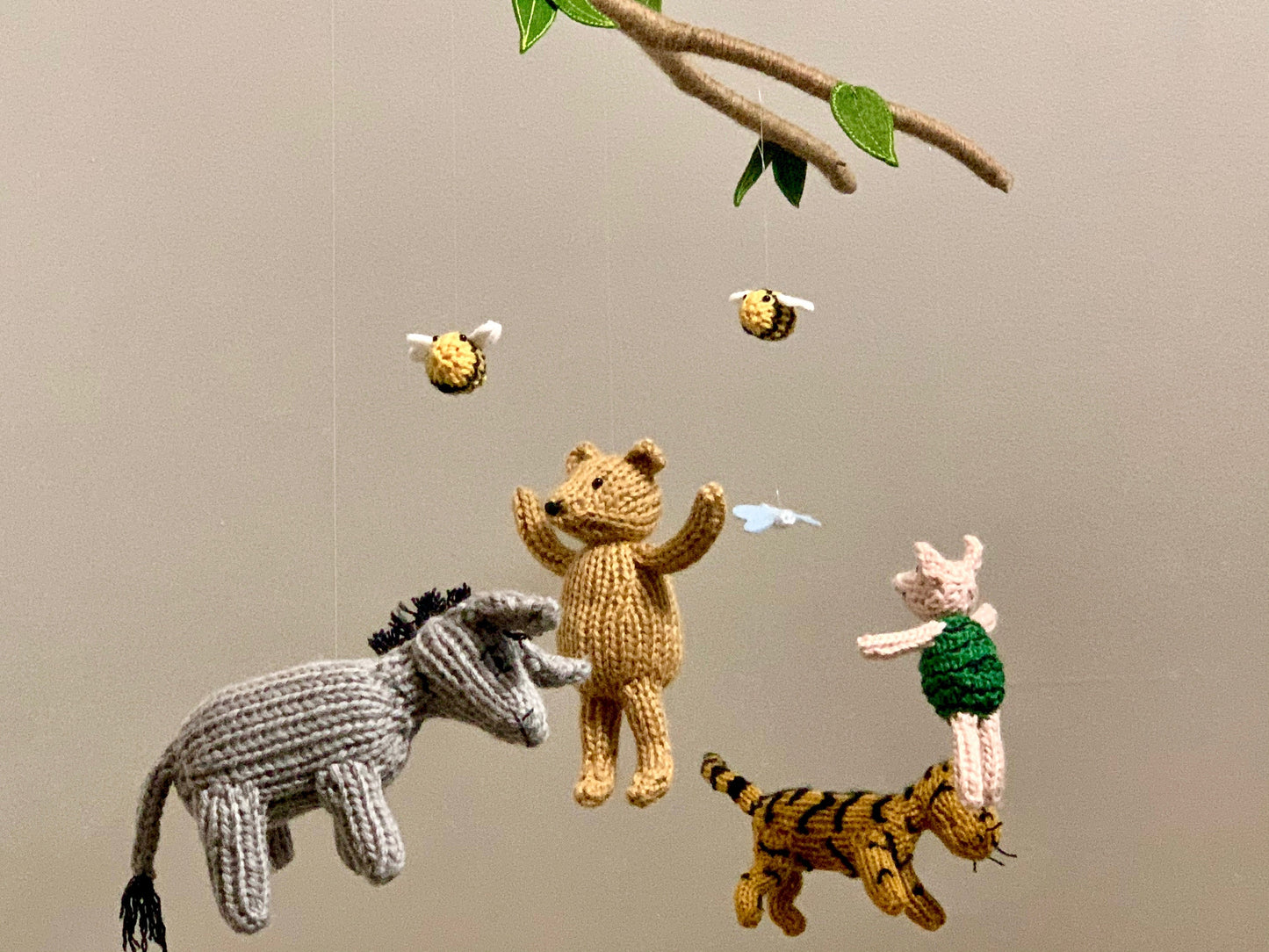 Deluxe Classic Winnie the Pooh Mobile