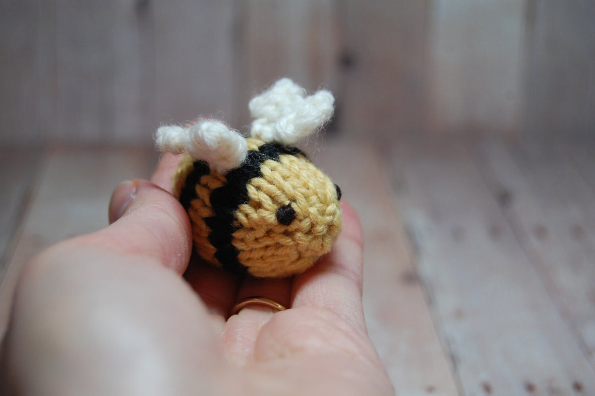Knit Bumble Bee