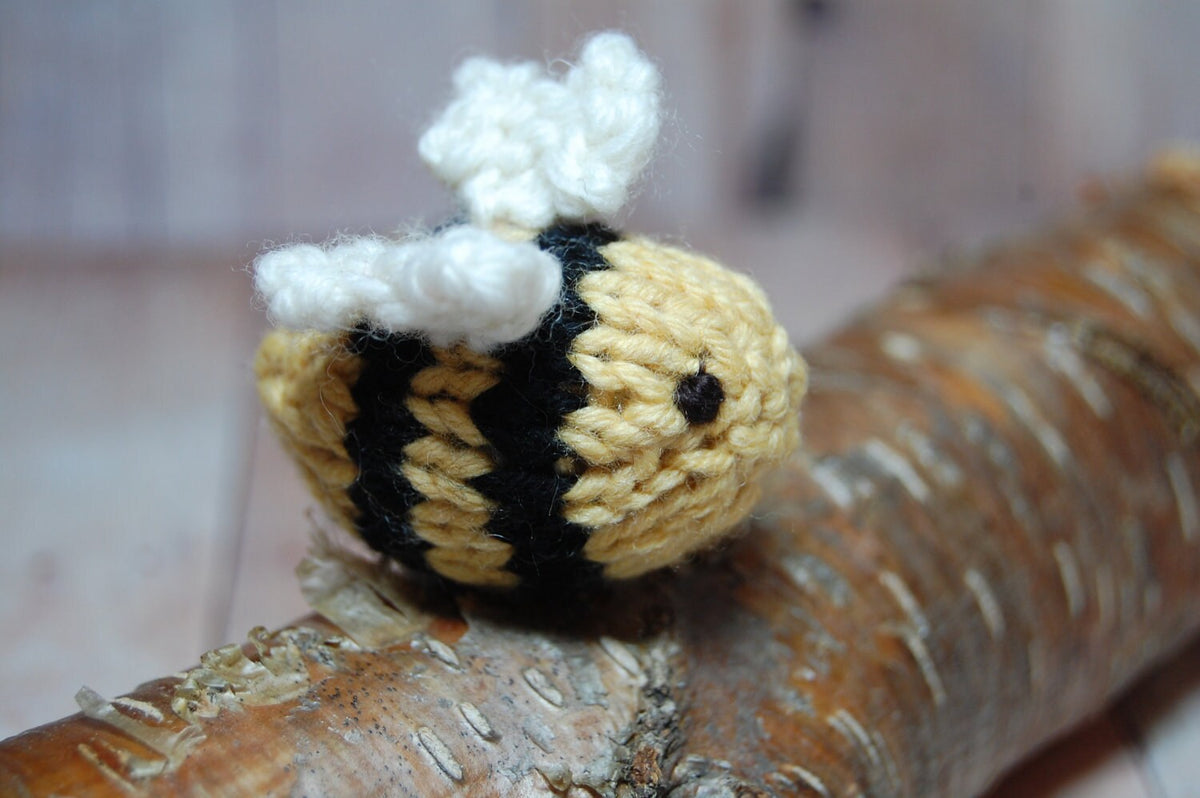 Knit Bumble Bee