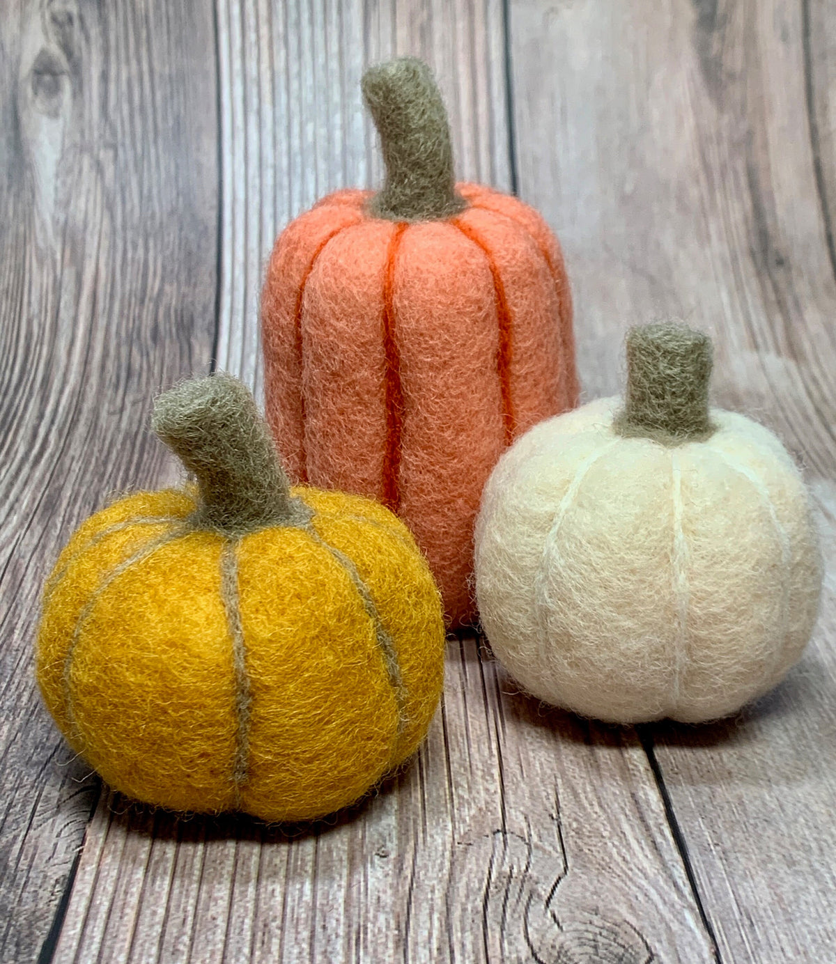 Needle Felted Pumpkins