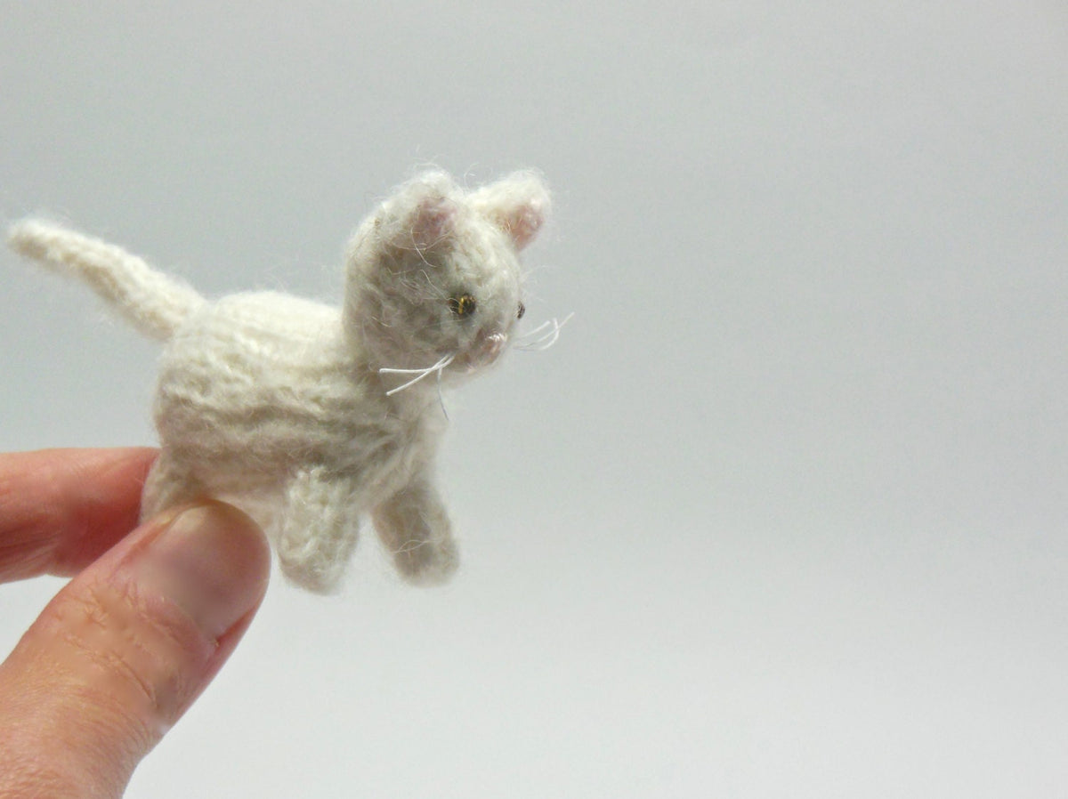 Miniature Knit White Cat